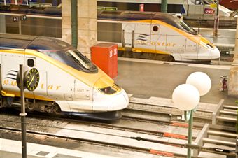Train stations connections